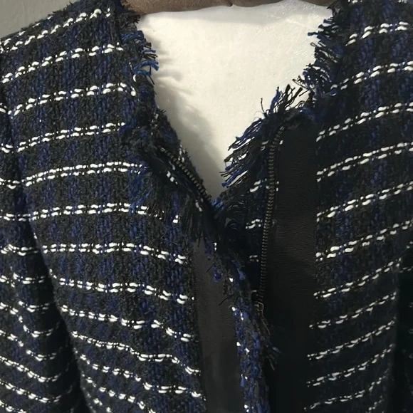 Halogen - Picture 3 of 8